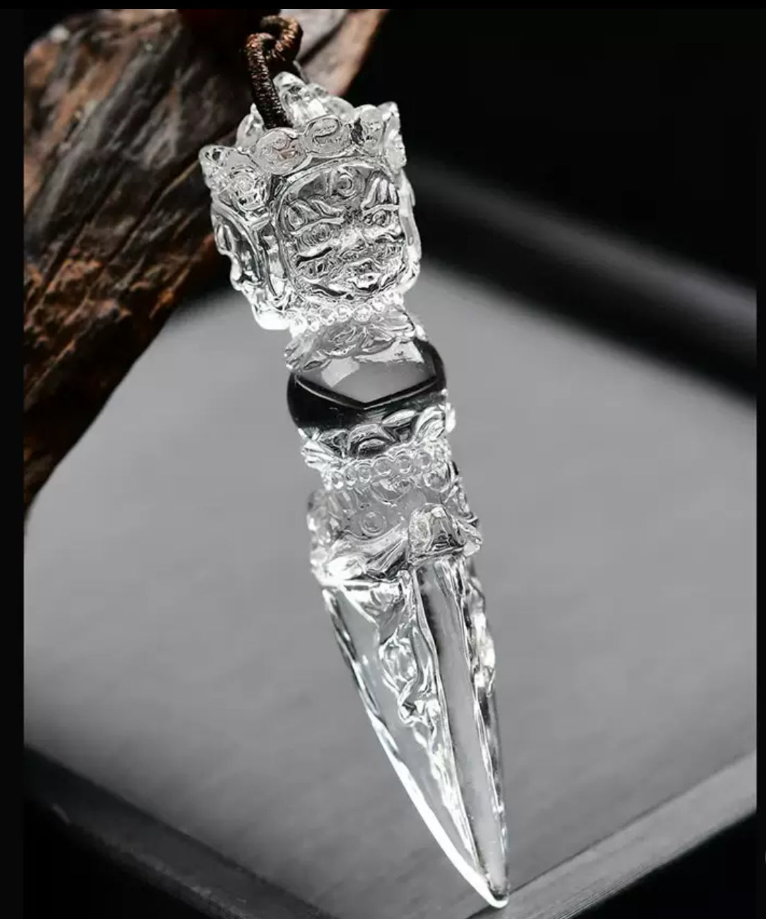 Vajra Power Crystal Necklace – The Path to Spiritual Strength & Protection