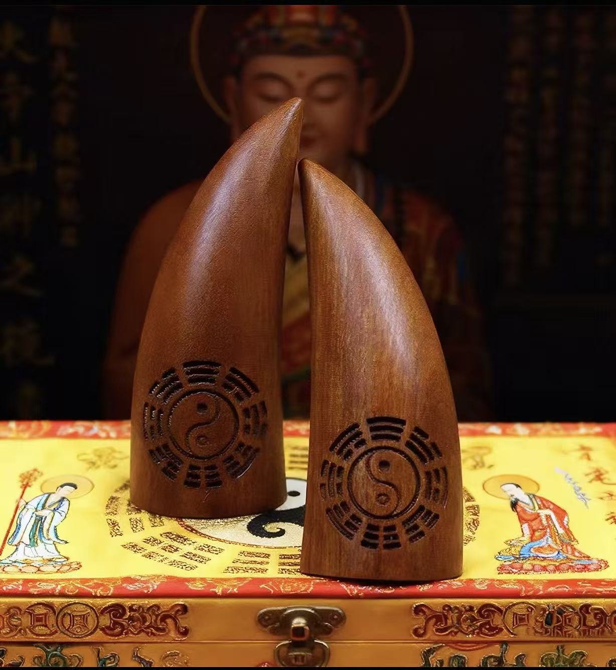 Taoist Jiaobei Divination Blocks